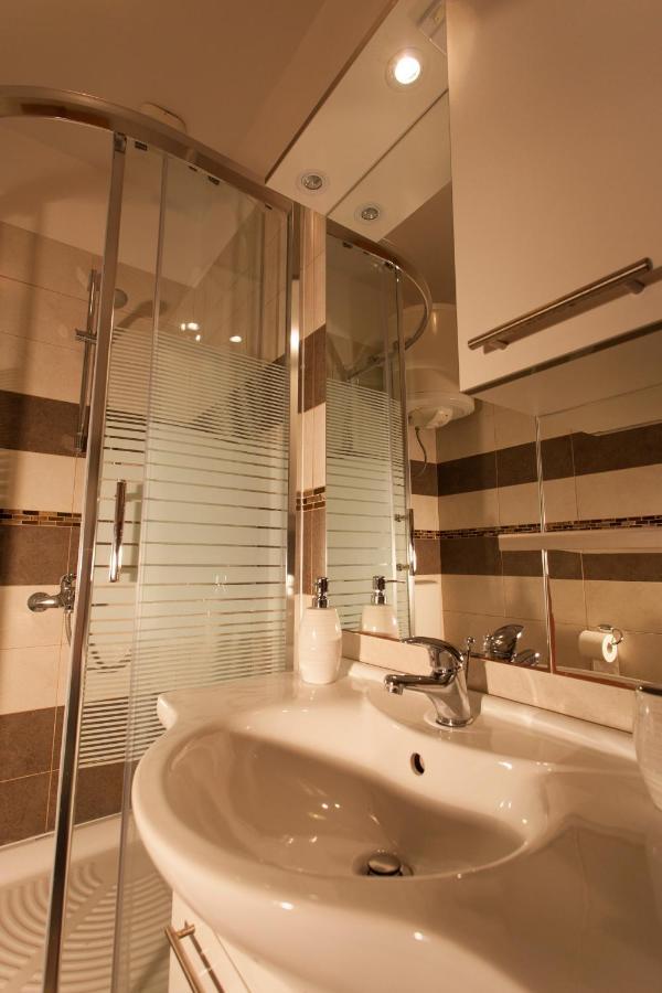 Apartman Budimir Cres Esterno foto