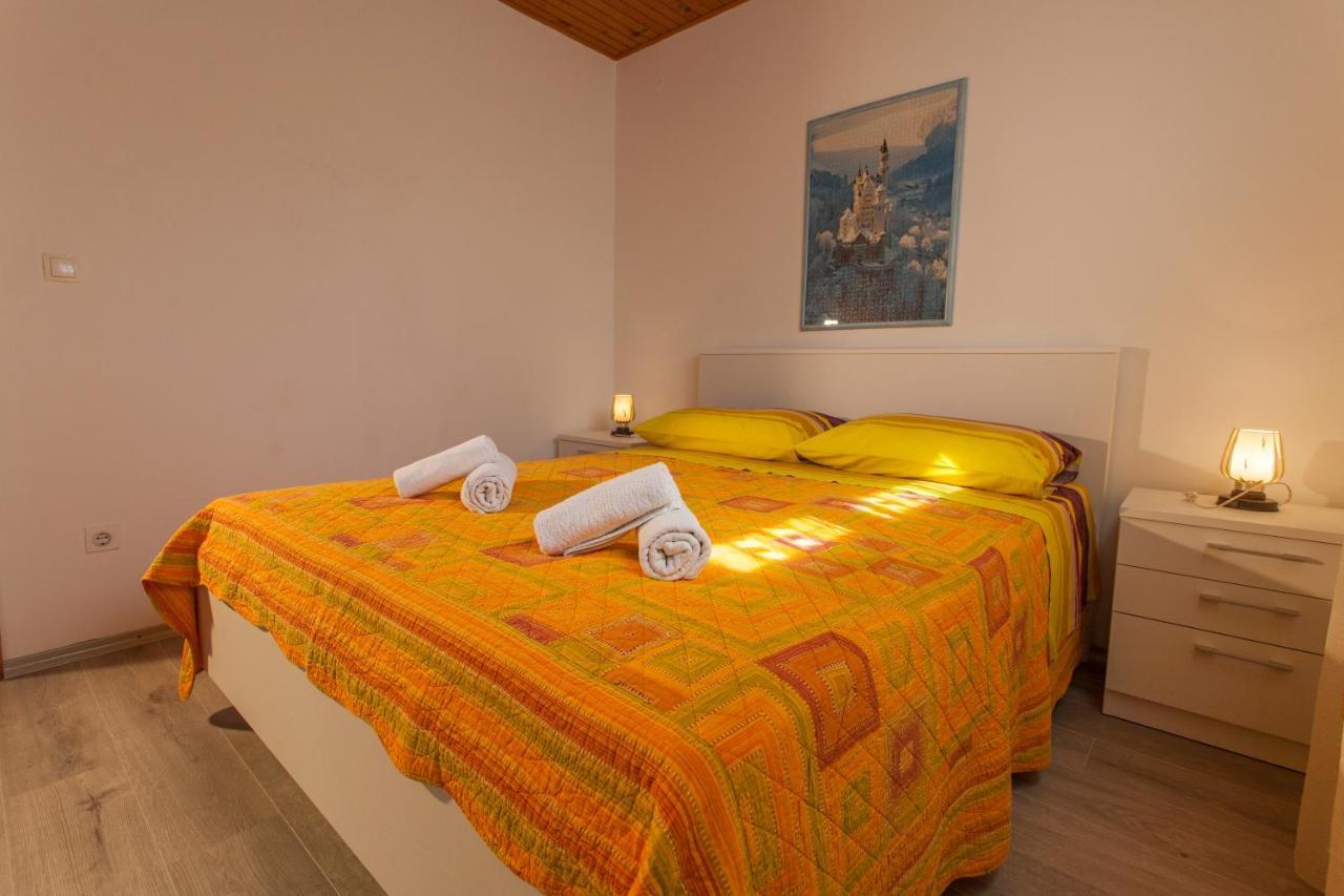 Apartman Budimir Cres Esterno foto