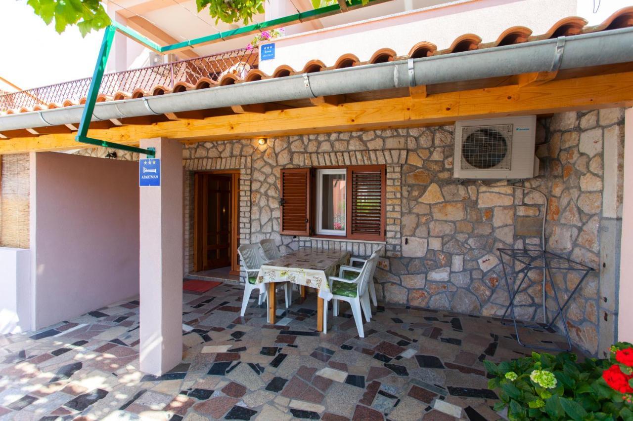 Apartman Budimir Cres Esterno foto